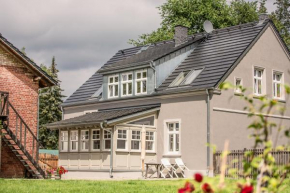 Landhaus hinter`m See Ferienwohnung Zur Schneiderei, Hintersee